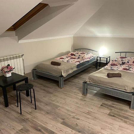 Bed and Breakfast Europa à Koscielec Extérieur photo
