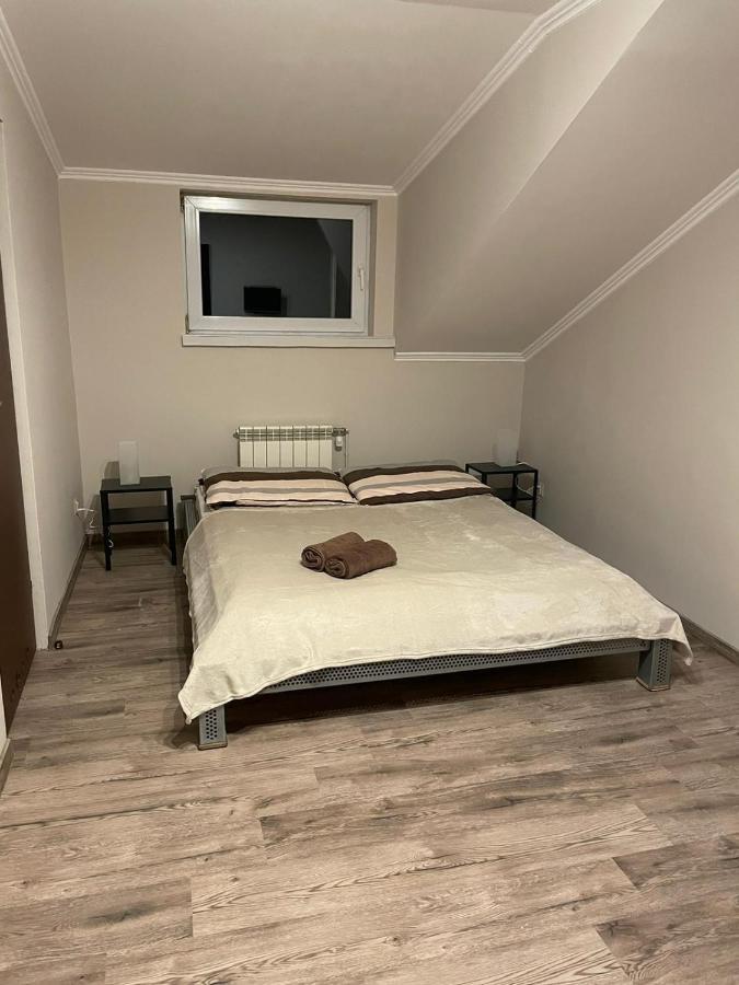 Bed and Breakfast Europa à Koscielec Extérieur photo