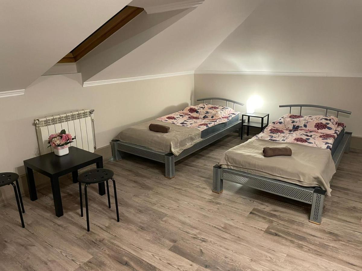 Bed and Breakfast Europa à Koscielec Extérieur photo